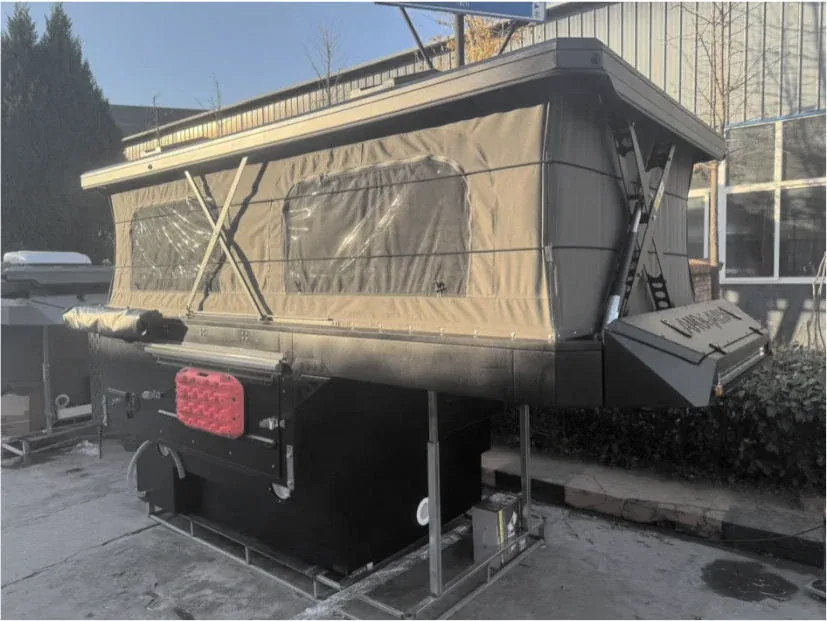 TUYU camper with a 270-degree awning and rear tent deployed